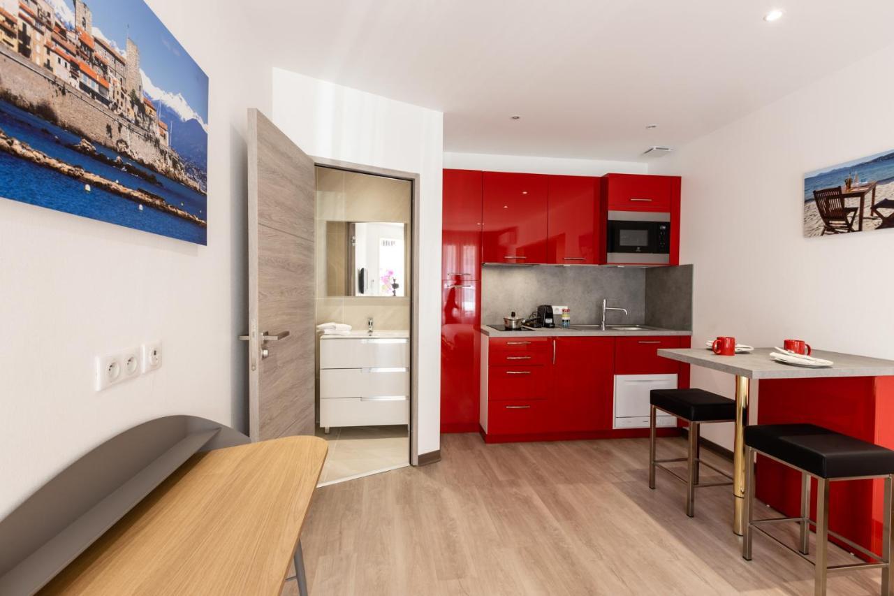 Appartements French Riviera Confidential Centre Ville Juan Les Pins Proche Des Plages Exterior photo