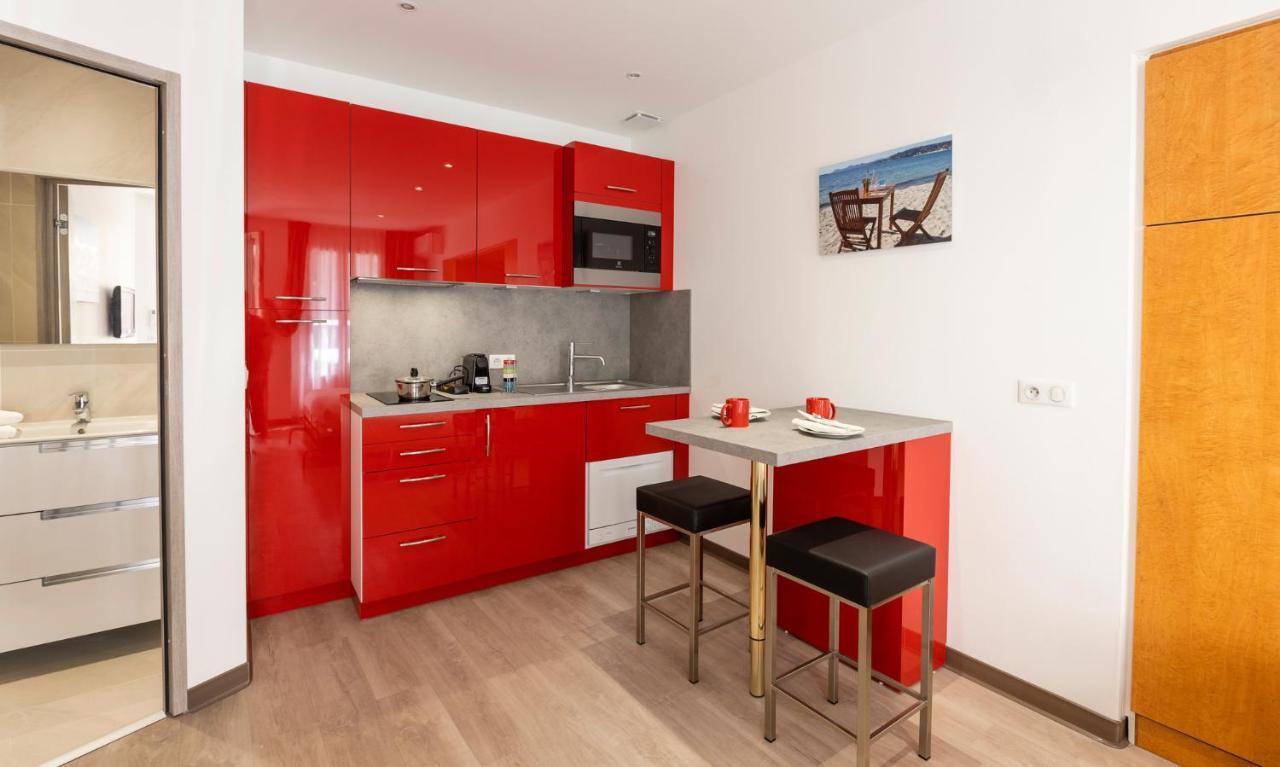 Appartements French Riviera Confidential Centre Ville Juan Les Pins Proche Des Plages Exterior photo